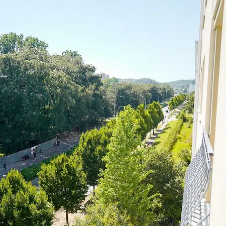 Charming Boulevard Apartmán *