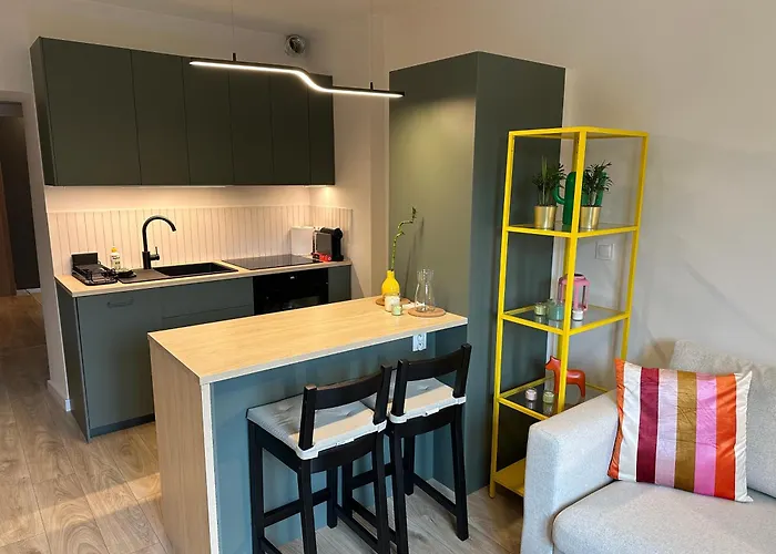 Charming Boulevard Apartment