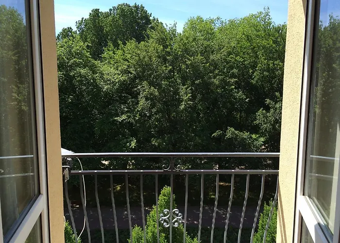 Charming Boulevard Apartment